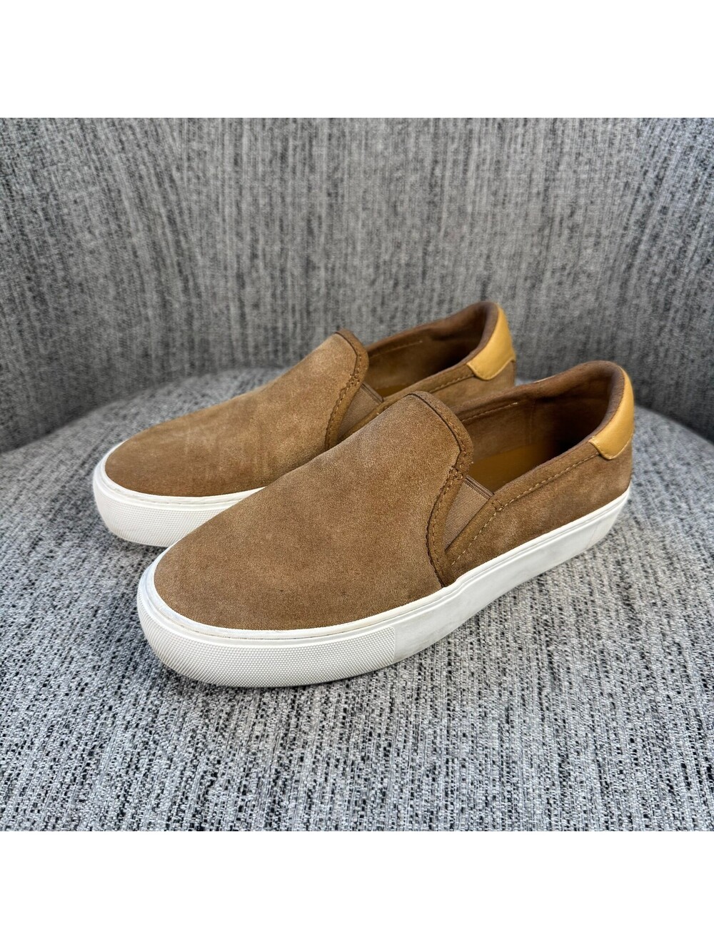 UGG Cahlvan Womens 7 Brown Suede Slip-On Sneakers Shoes Tan Leather 1121613